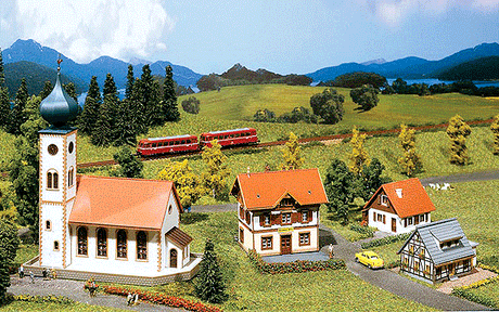 Village Set -- 11.0 x 6.0 x 15.8; 5.8 x 4.0 x 3.9(2); 5.6 x 4.5 x 4.2cm