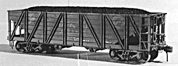 Delaware & Hudson Composite Twin Hopper -- Modernized, Less Decals