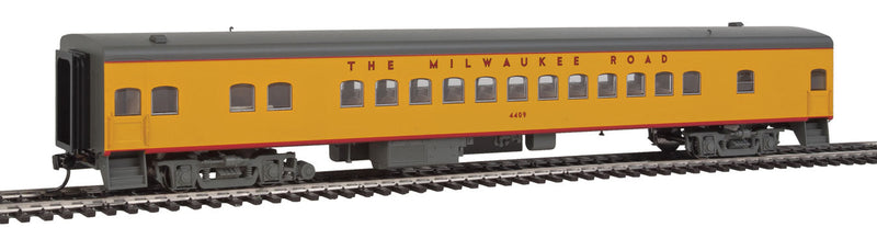 Milwaukee Road 1935 Hiawatha Streamlined Coach - Ready to Run -- Milwaukee Road #4409 (Post-1956 UP Armour Yellow, gray)