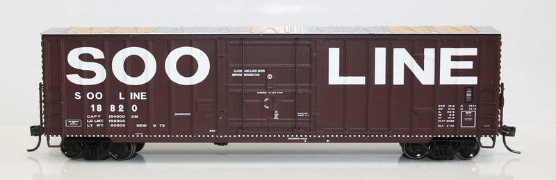 Soo Line-Built 7-Post 50' Plug-Door Boxcar - Ready to Run -- Soo Line #18820 (Boxcar Red, white; Fiberglass Roof Panels)