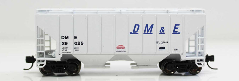 3000 Cu.Ft. 3-Bay Covered Hopper - Ready to Run -- Dakota, Minnesota & Eastern 29209 (gray, blue)