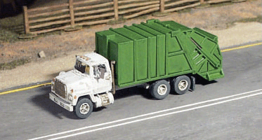 1980s Garbage Truck (Unpainted Metal Kit)