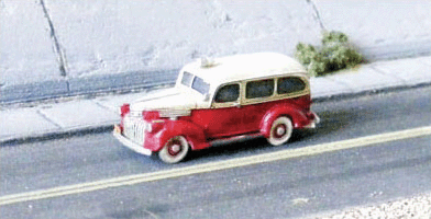 American Emergency Vehicle (Unpainted Metal Kit) -- 1941 Ambulance