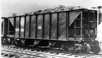 HOn3 EBT 3-bay hopper