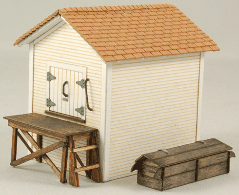 Caboose Servicing Set #2 -- Kit - Ice House: 1-1/2 x 2-1/8 x 1-3/4", Coal Bin: 1-1/8 x 7/16 x 3/8"