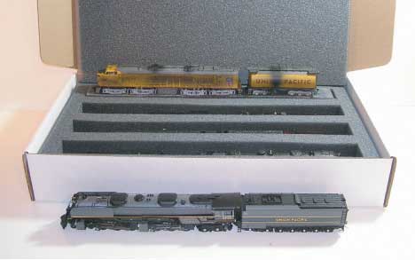 Locomotive Storage Box -- Extra-Large - 22 x 12-1/2 x 4"  55.9 x 31.8 x 10.2cm-2