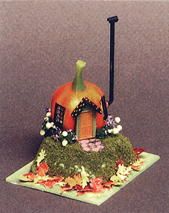 The Crossings Series - Doll's Dollhouse for 1" (1/12) Scale -- Pumkin Hollow (Base 1-3/4"x2" x 2-1/2" Tall)