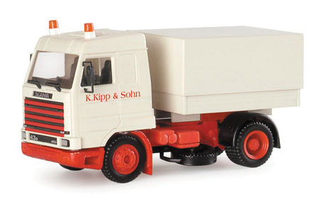 European Trucks -- Scania Streamline Tractor (Circus)