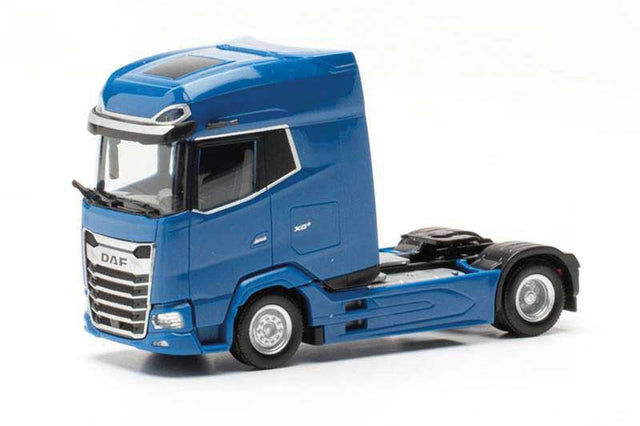 DAF XG+ Semi Tractor Only - Assembled -- Red