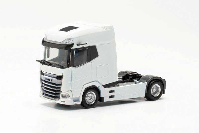 DAF XG+ Semi Tractor Only - Assembled -- Various Standard Colors