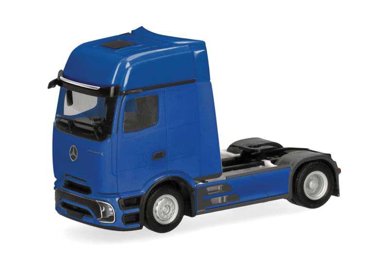 Mercedes-Benz Actros Pro-Cabin Tractor Only - Assembled -- Blue