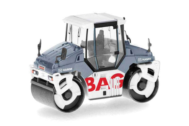 Hamm DV 90 L Tandem Roller - Assembled -- Strabag (white, red, black, German Lettering)