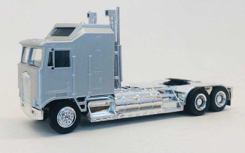 Kenworth K100 5-Bar 3-Axle - Assembled -- Various Standard Colors