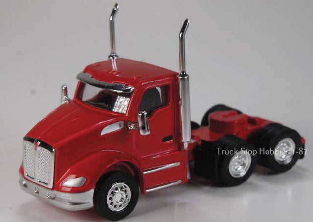 Peterbilt 579 3-Axle Day-Cab Tractor Only 2 Pack - Assembled -- Red