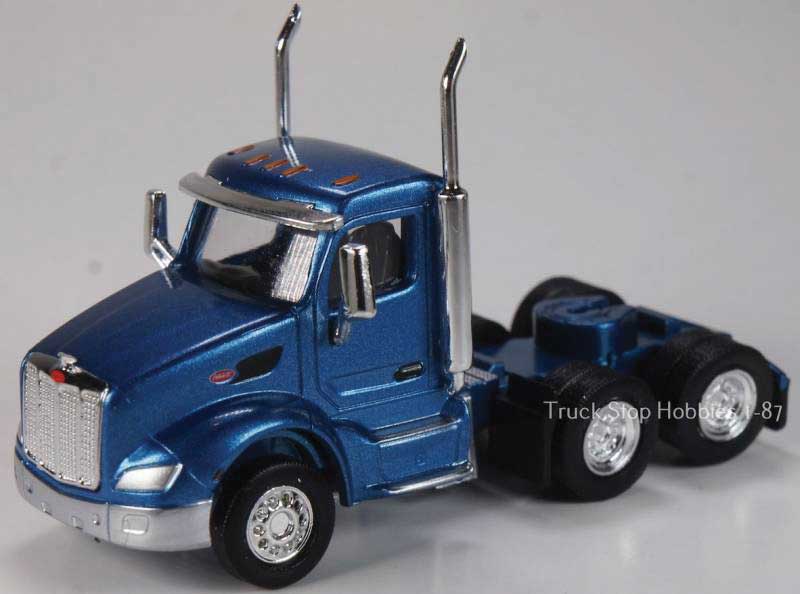 Peterbilt 579 3-Axle Day-Cab Tractor Only 2 Pack - Assembled -- Blue