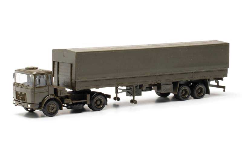 MAN F8 Tractor with Low-Side Trailer and Canvas Cover - Assembled -- Green