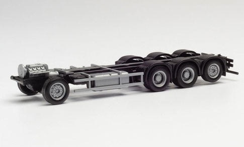 Scania 4-Axle Chassis Only -- pkg(2)
