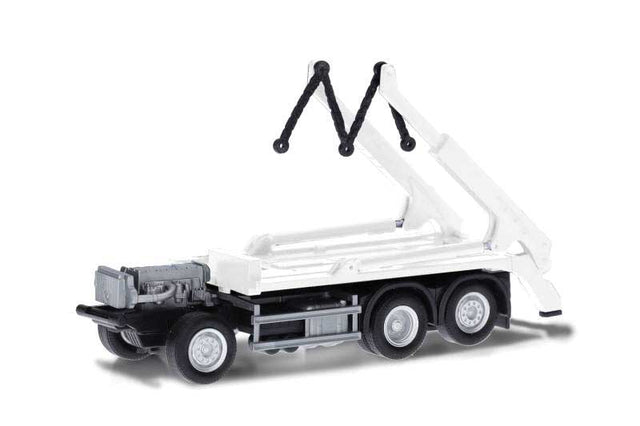 Mercedes-Benz 3-Axle Chassis, Skiploader Frame -- pkg(2)