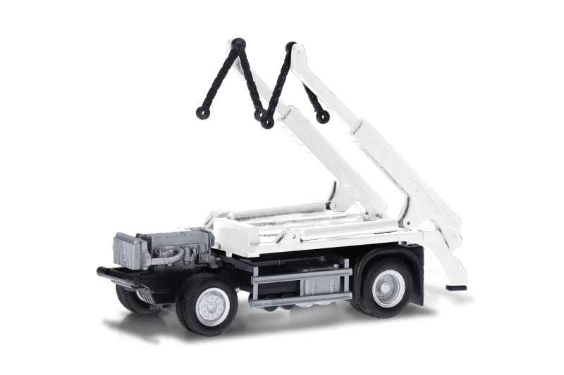 Mercedes-Benz 2-Axle Chassis, Skiploader Frame -- pkg(2)