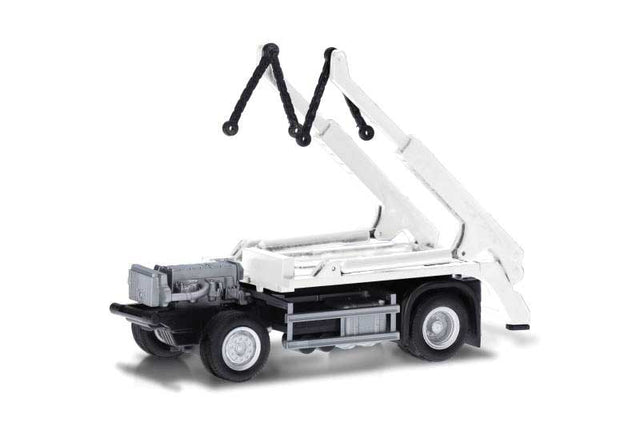 Mercedes-Benz 2-Axle Chassis, Skiploader Frame -- pkg(2)