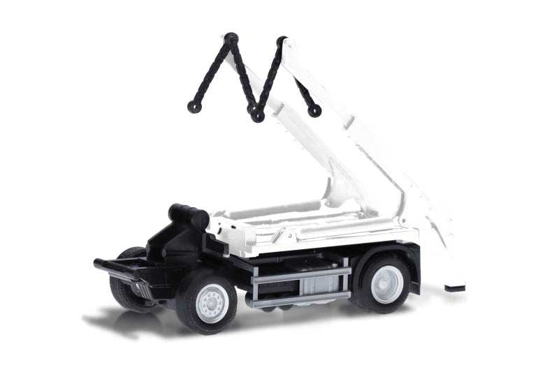 MAN 2-Axle Chassis, Skiploader Frame -- pkg(2)