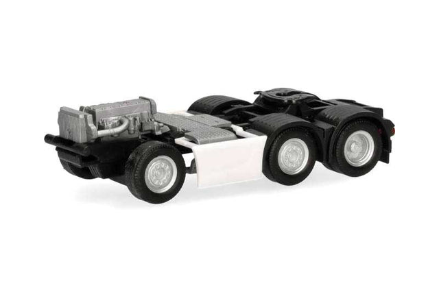 Iveco S-Way 3 Axle Chassis -- pkg(2)