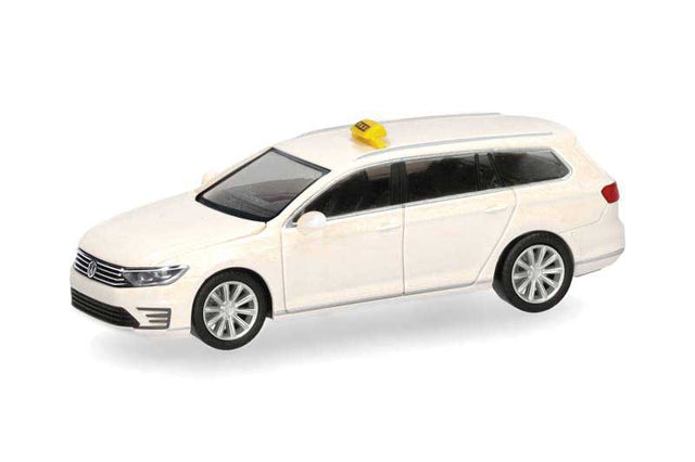 Volkswagen Passat Station Wagon - Assembled -- Taxi (beige)