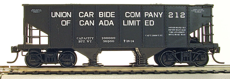 Track Cleaning Car - Bowser 70-Ton GLa 2-Bay Hopper - Ready to Run -- Union Carbide Company of Canada Limited