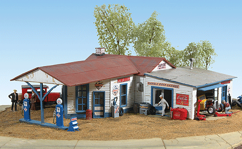 Marble Rock Garage -- Kit - 5-3/8 x 7-3/8"  13.7 x 18.7cm