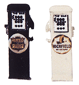 Deluxe Custom Gas Pumps - Painted -- Richfield