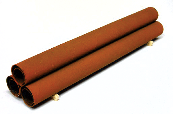 Freight Car Load -- Nested Rusty Pipe Load, (3 Large/3 Small)