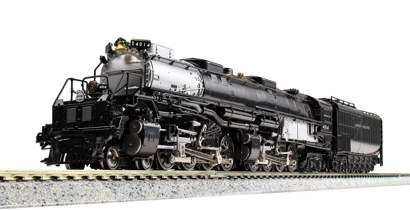 4-8-8-4 Big Boy with Oil Tender - Standard DC -- Union Pacific