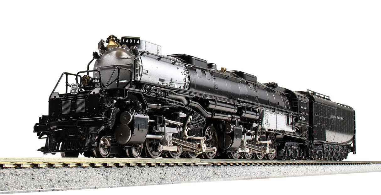 4-8-8-4 Big Boy with Oil Tender - Standard DC -- Union Pacific #4014 (2021 Version; black, Graphite)-1
