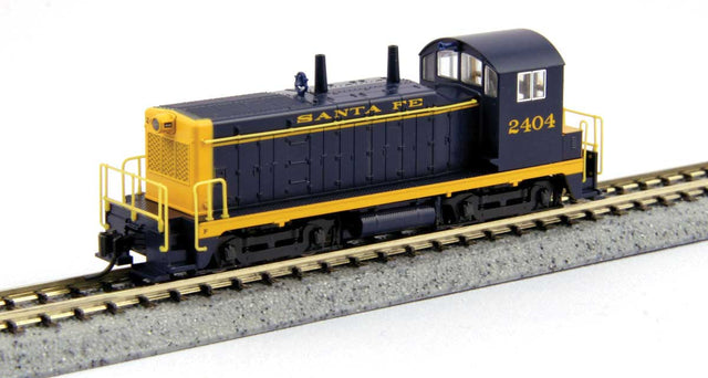 EMD NW2 - Standard DC -- Santa Fe #2412 (Pinstripe; blue, yellow)