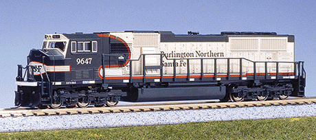 EMD SD70MAC w/Cab Headlight - Standard DC -- Burlington Northern Santa Fe #9647 (Early Merger Warbonnet, cream, green)-1