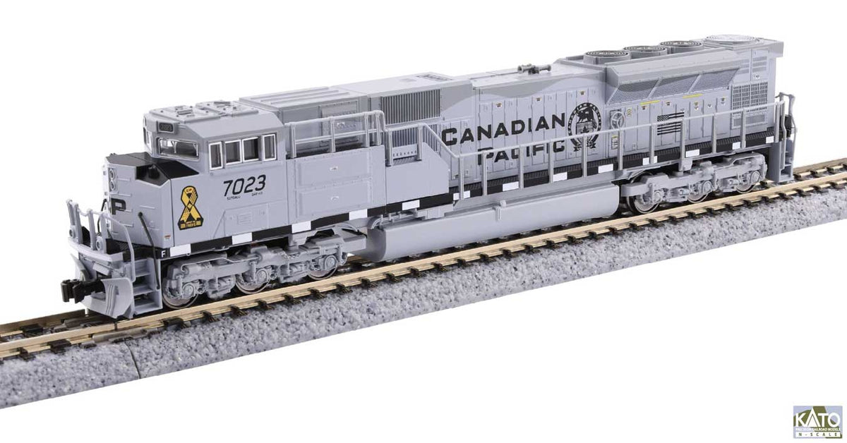 EMD SD70ACU - Sound and DCC -- Canadian Pacific #7023 (Military Heritage, gray, black, yellow ribbon)