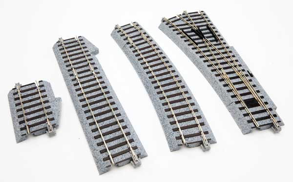 #4 Manual Turnout - Unitrack -- Left Hand - 21-5/8" 550mm 19 Degree Diverging Route
