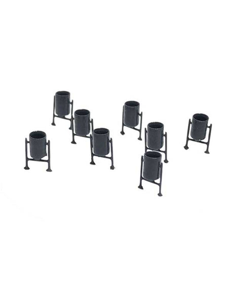 Metal Trash Cans on Supports -- pkg(8)