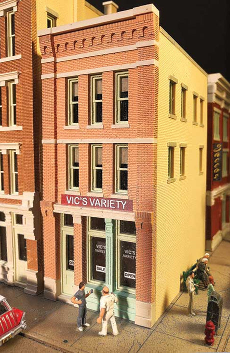 Vic's Variety -- Resin Kit - 2-3/8 x 3-3/4 x 5-1/4"  6 x 9.5 x 13.3cm