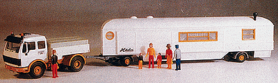 MB truck w/showman trlr