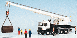 TRACTOR/TRAILER -- 4-Axled Telescopic Crane
