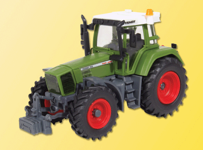 Farm Machinery - Tractors - Fendt -- Vario Favorit 926
