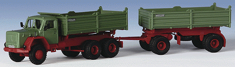 European Truck Magirus Deutz -- 230 D 26 AK with Trailer