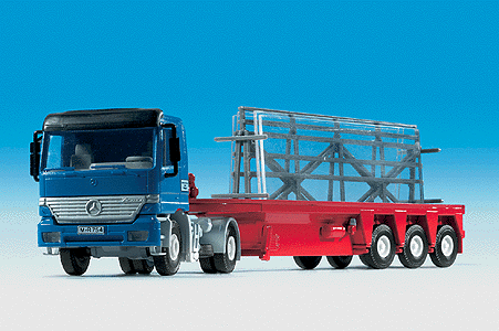 European Trucks - Tractor/Trailer - Mercedes Actros 2-Axle Cabover -- w/3-Axle Plate Glass Transport Trailer