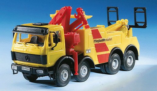 Emergency Trucks - MB 4 Axle Recovery Vehicle Tow Truck (Plastic Kits) -- "RAU" (yellow w/red)