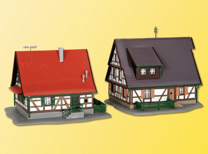 Timber-Framed Houses pkg(2) -- 2-3/4 x 2-3/8 x 2"  7 x 6 x 5cm; 3 x 2-9/16 x 2-3/16"  7.5 x 6.5 x 5.5cm