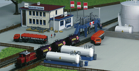 Office Building w/Fuel Tanks -- 3-15/16 x 2-3/8 x 2"  10 x 6.6 x 5cm; 4-3/4 x 1 x 1-9/16"  12 x 2.5 x 4cm