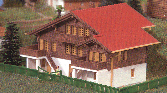 Les Diablerts Chalet -- 3-3/16 x 2-3/4 x 2"  8 x 7 x 5cm
