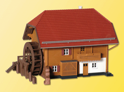 House w/Boutique & Garage -- 6-13/32 x 6 x 4"  16 x 15 x 10cm