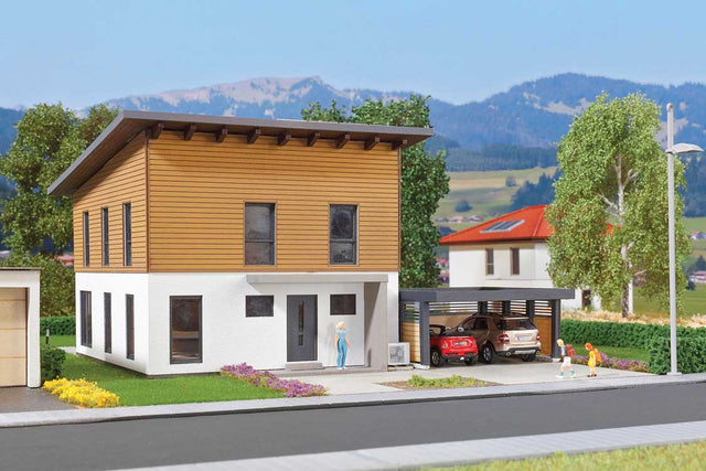Saskia Cube House with Carport -- Polyplate Kit - 11.9 x 15.4 x 9.5cm-1